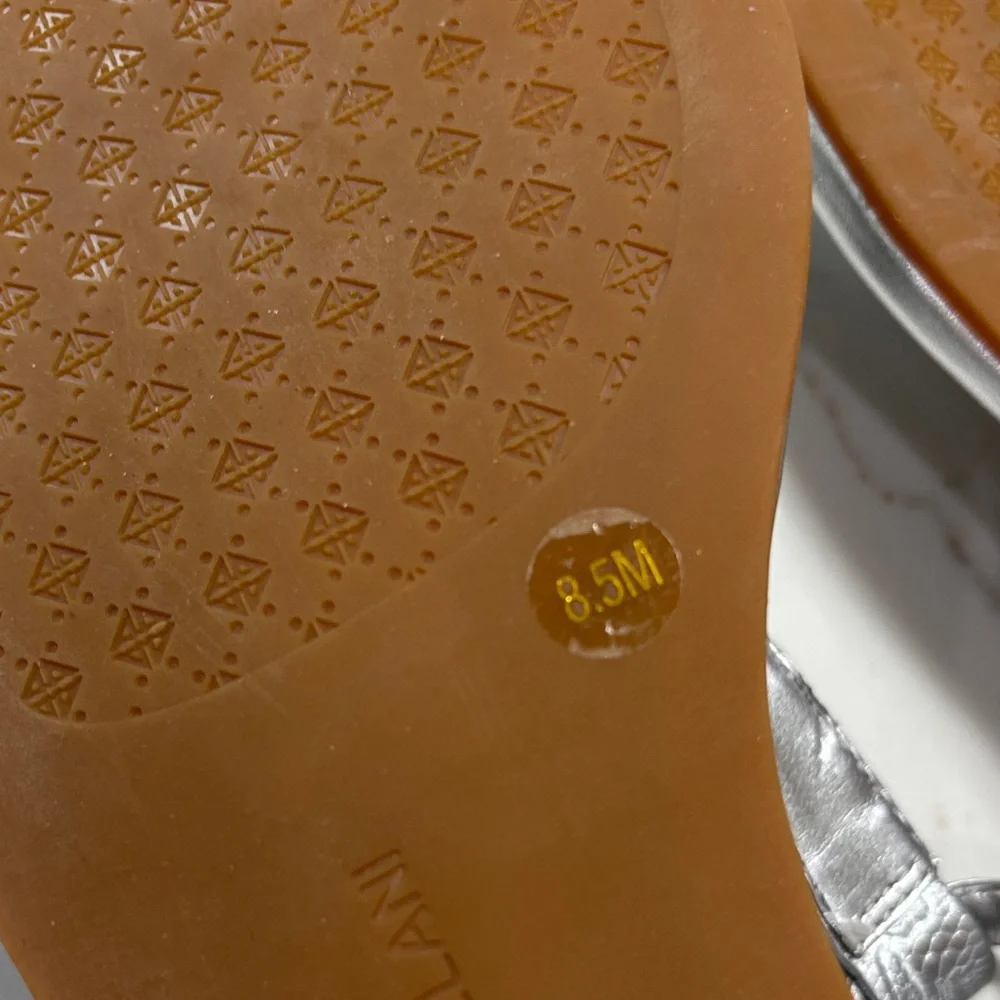 ANTONIO MELANI Metallic Silver Sandals - Picture 9 of 11